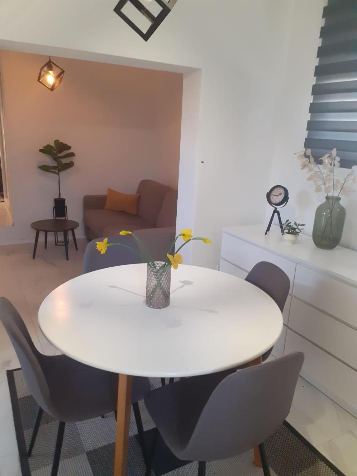 Apartments By The Sea Brist, Makarska - 11039 מראה חיצוני תמונה